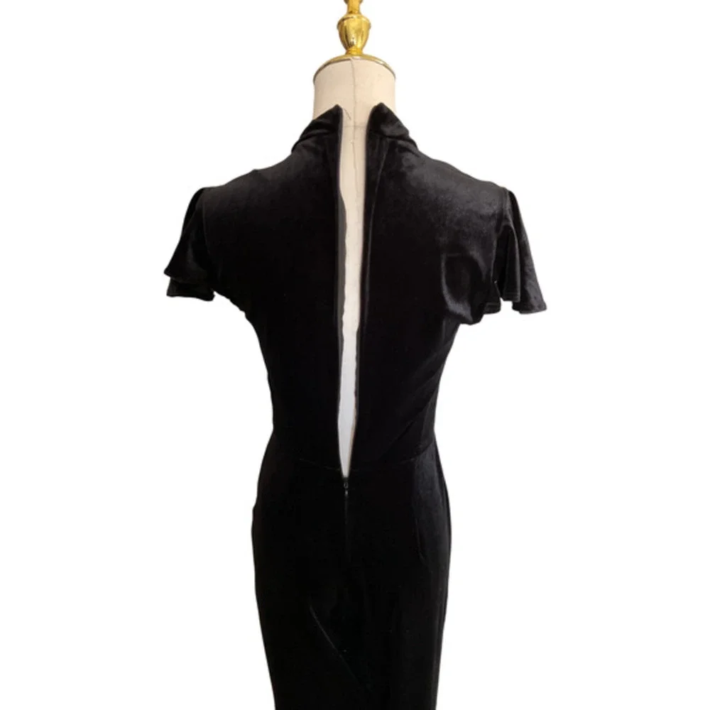 ModCloth Women's Black Velvet Romper XSmall Short Sleeve High Neck Jumpsuit New - Picture 3 of 12